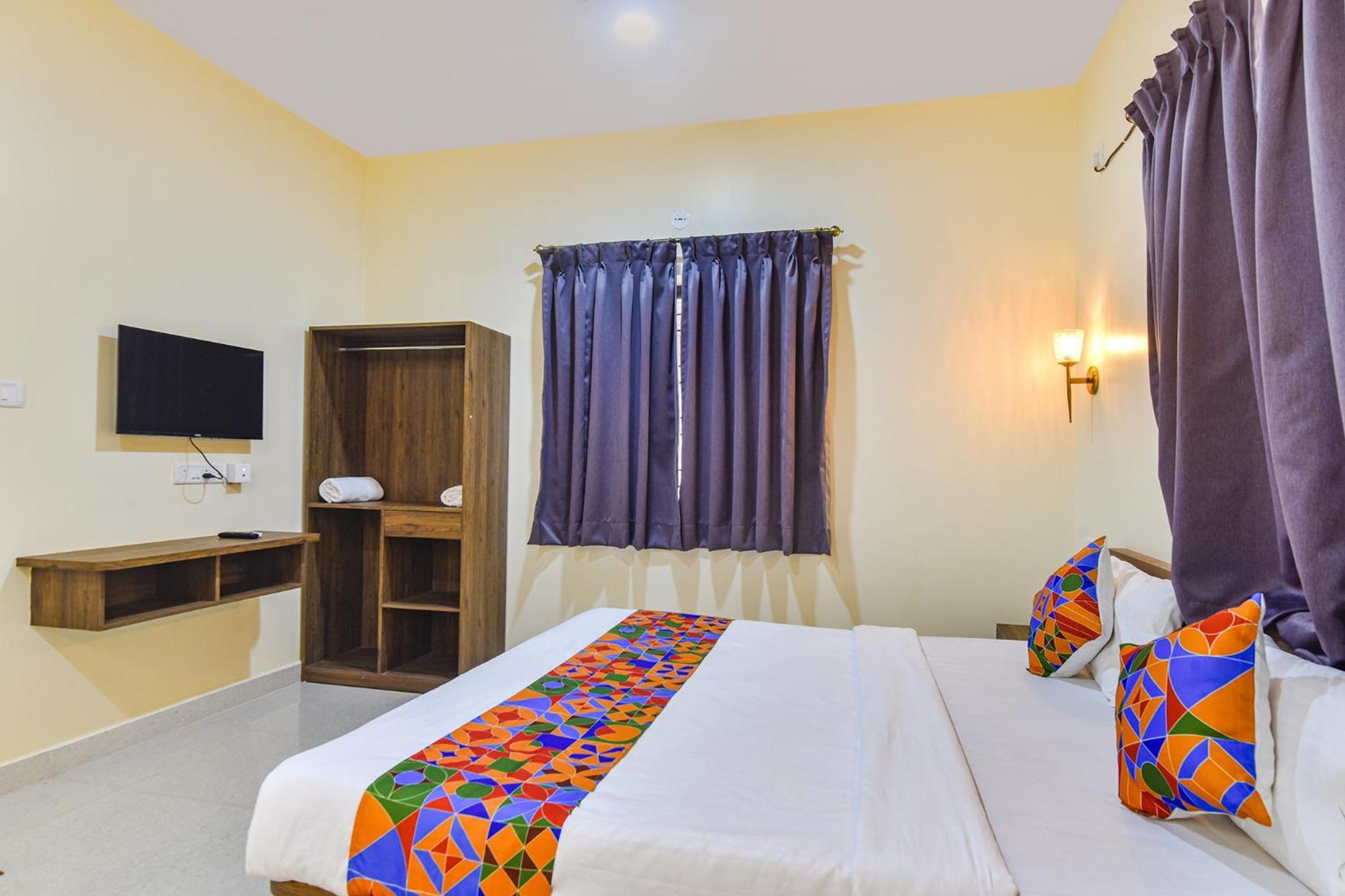 Fabhotel Baga Tulip - 500M From Baga Beach المظهر الخارجي الصورة