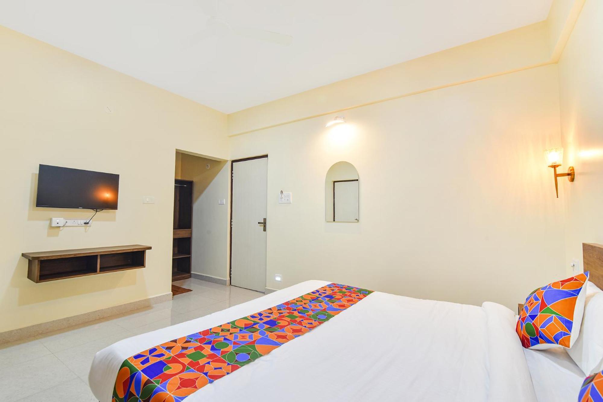 Fabhotel Baga Tulip - 500M From Baga Beach المظهر الخارجي الصورة